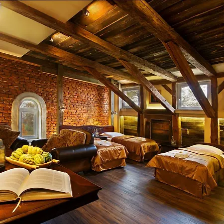 Dwor Boratyn Bed & Breakfast Eksteriør bilde